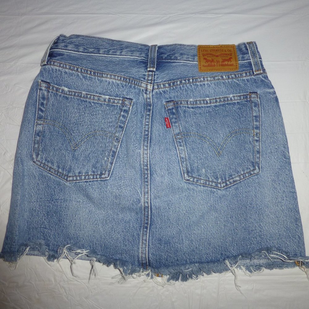 Levi's Five Pocket Button Fly Distressed Jean Ski… - image 2